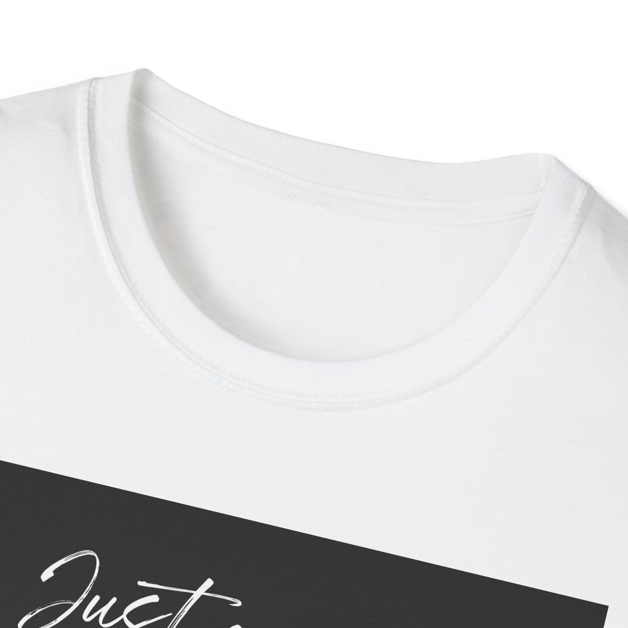 Minimal Line Face "Just a girl who loves" T-Shirt | Women's Quote Tee